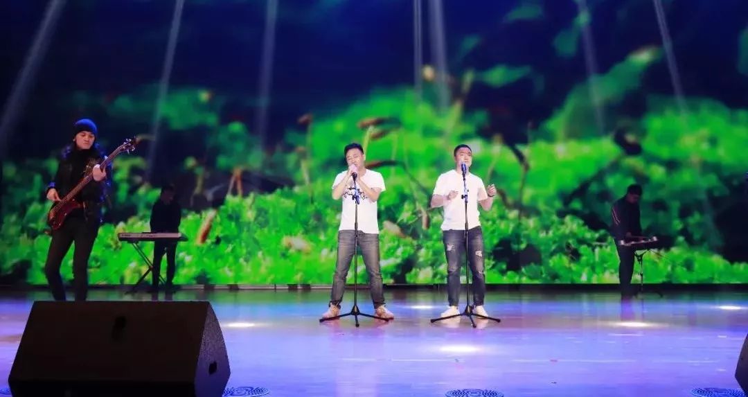 “贏在2019”，花花牛乳業(yè)集團(tuán)2019年新春晚會盛大開幕